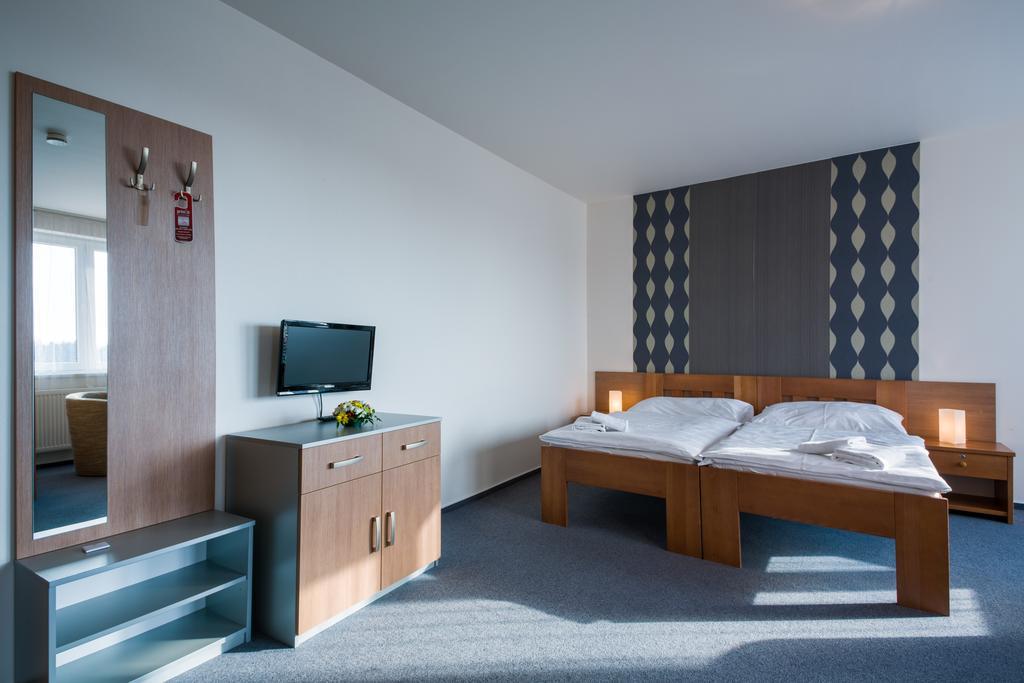 Garni Hotel Třeboň Стая снимка