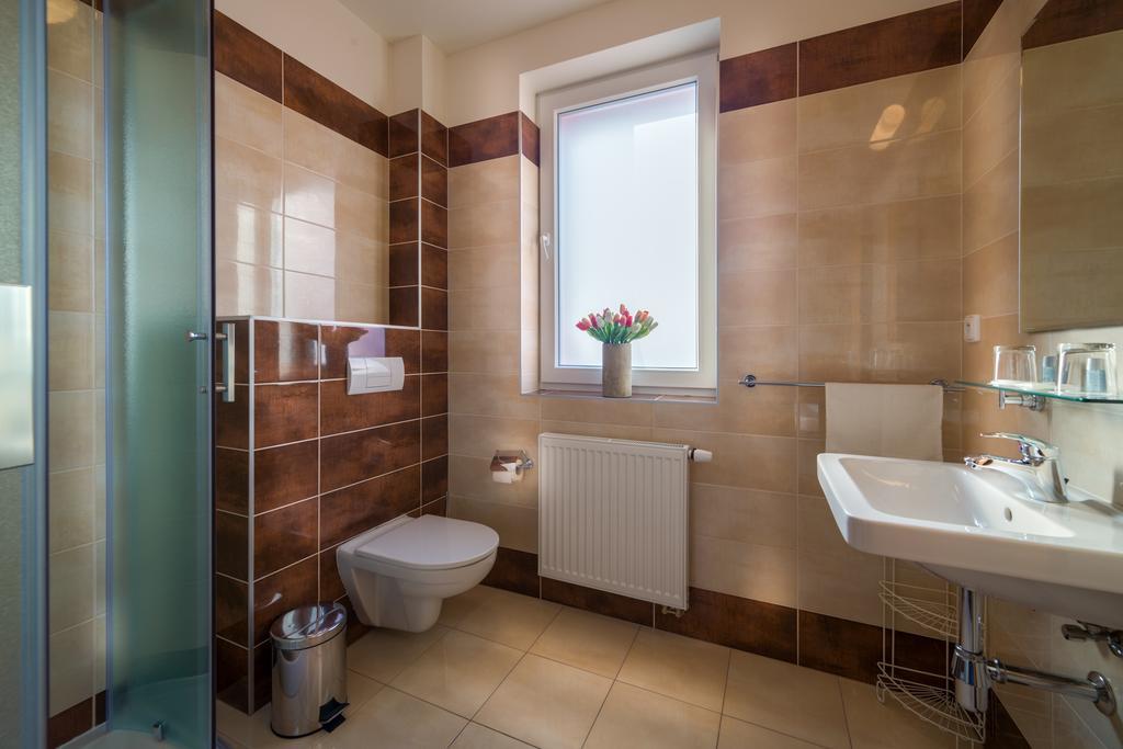 Garni Hotel Třeboň Стая снимка
